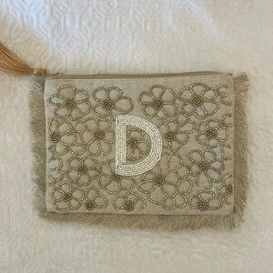 NWOT- Beaded letter D zippered bag